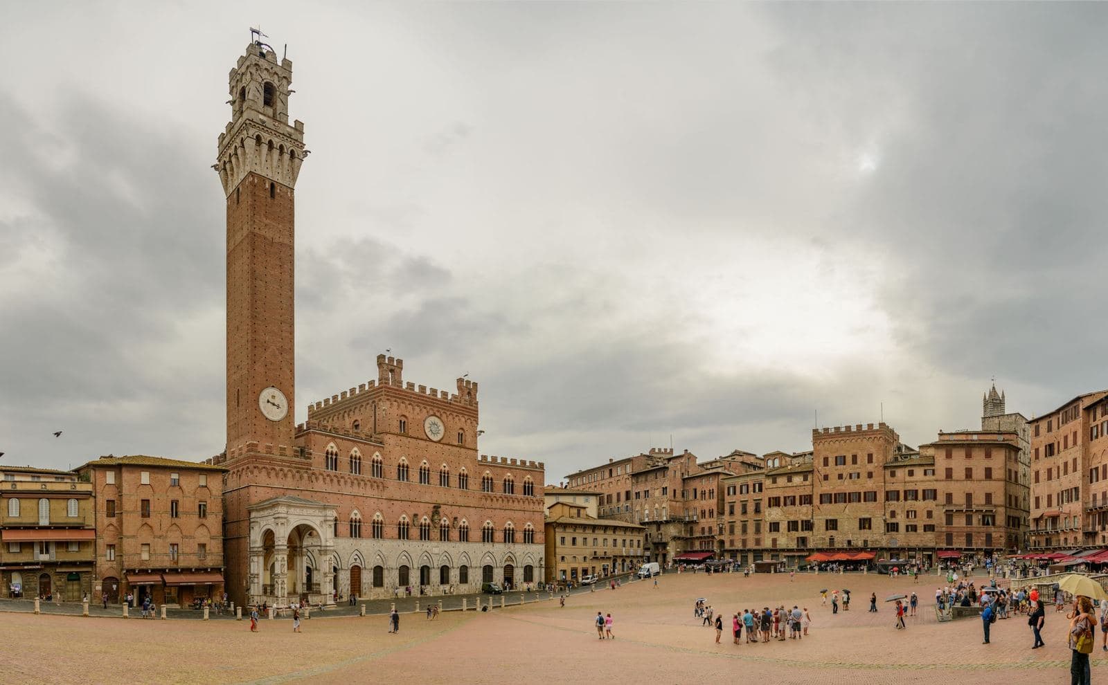 Piazza del Campo and Palazzo Pubblico in Siena