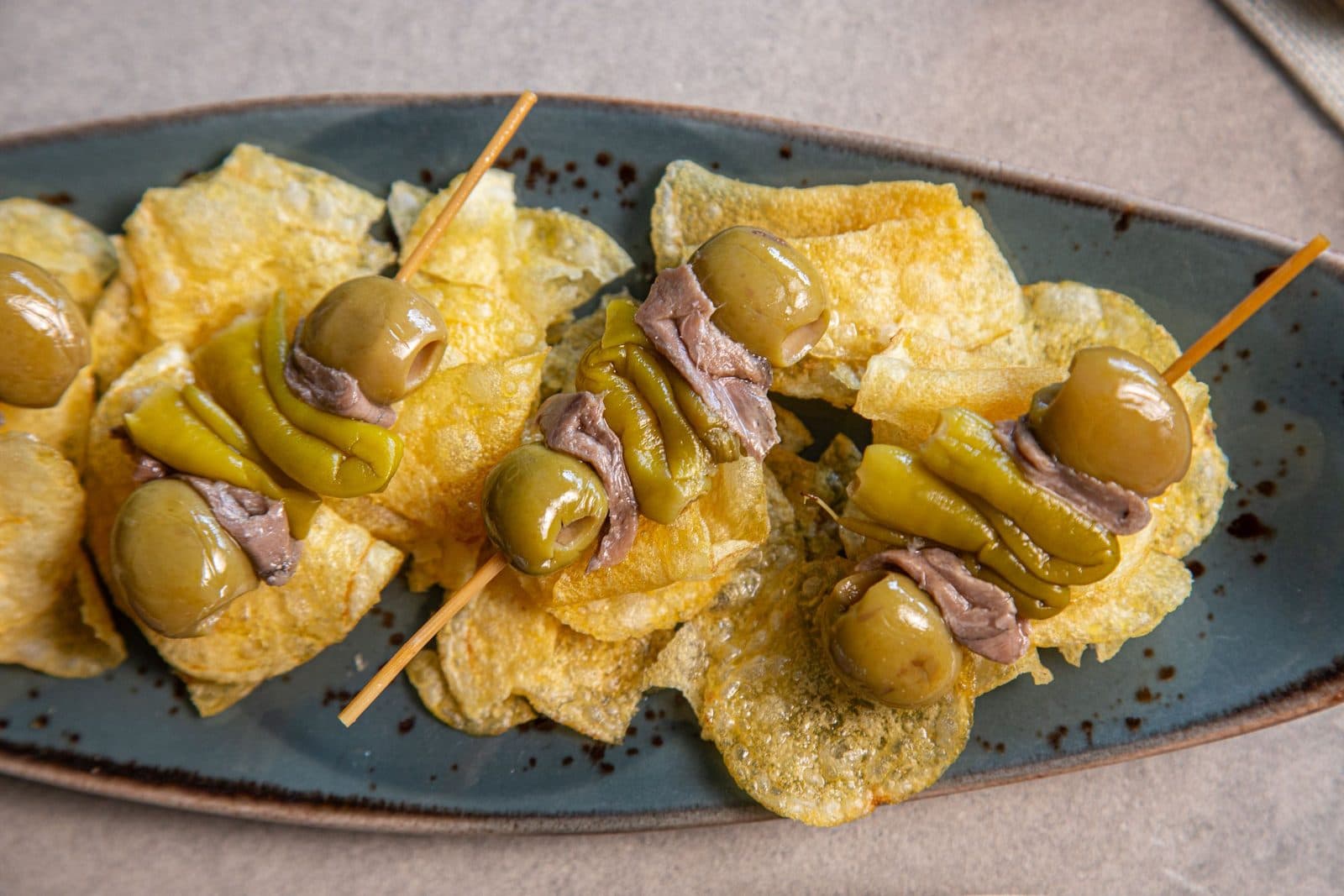Gilda pintxos with olives, anchovies and green peppers