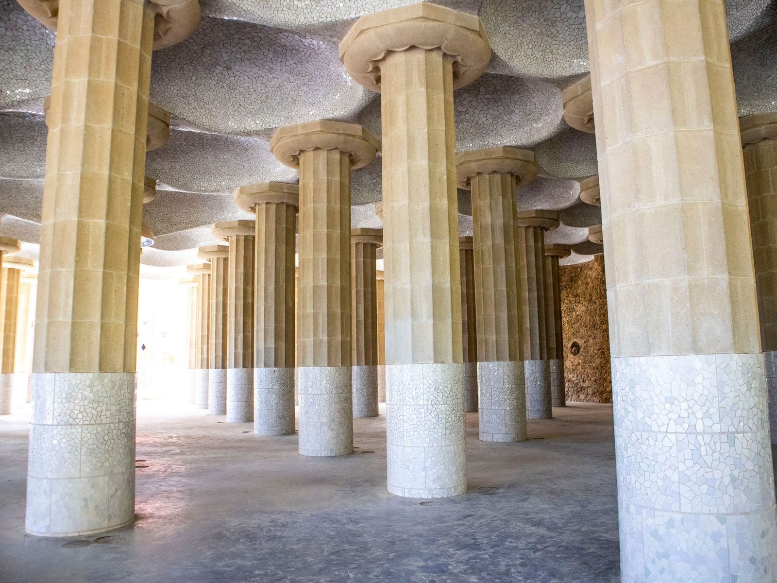 Le colonne doriche della Sala Ipostila al Park Güell