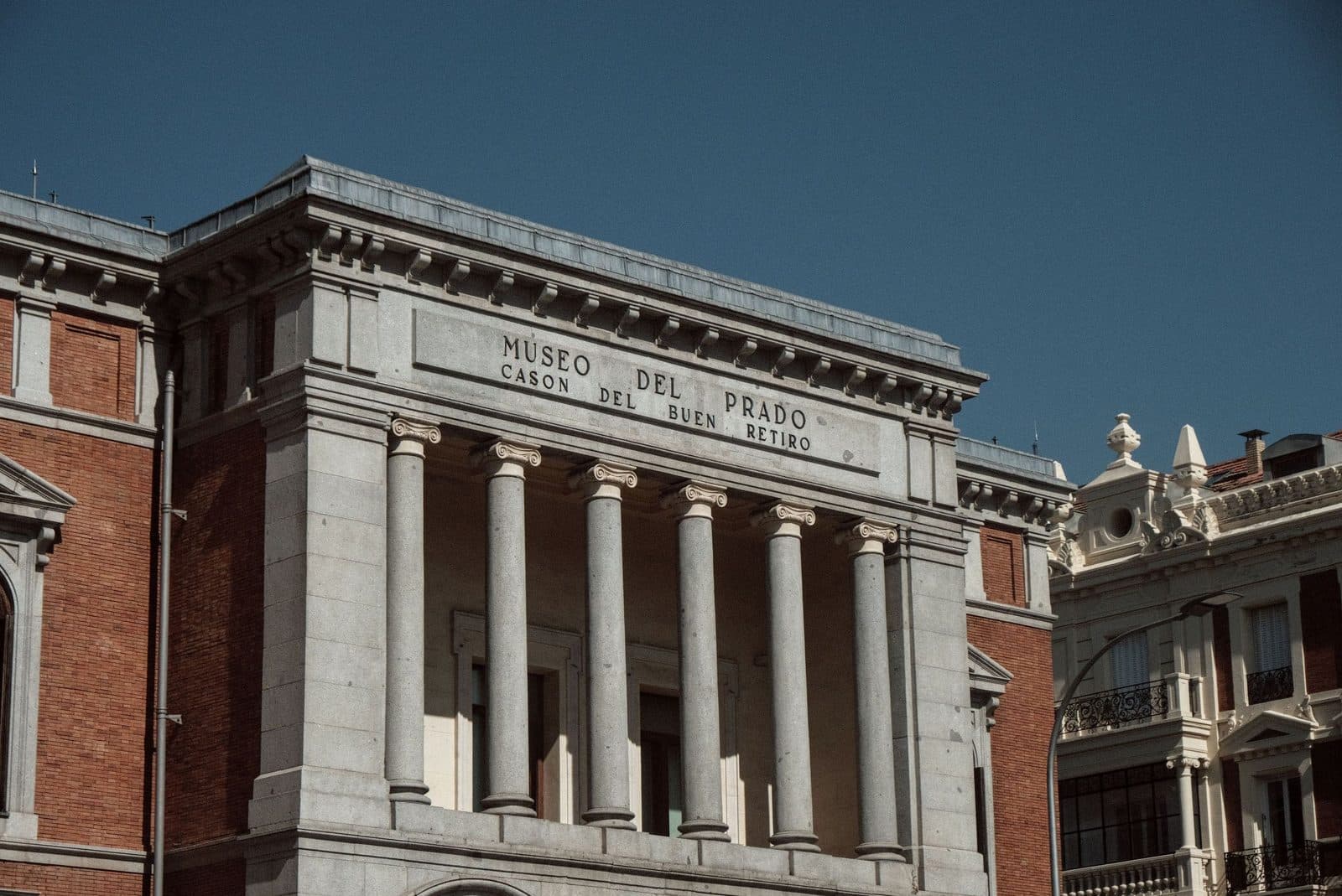 La facciata neoclassica del Casón del Buen Retiro, parte del Museo del Prado