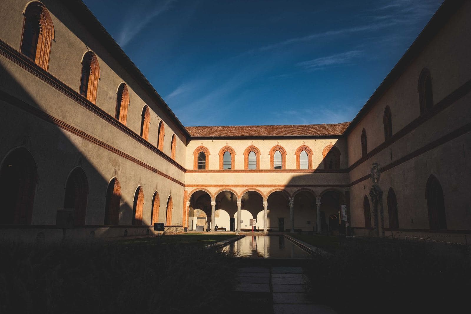 Arcaded inner courtyard of Castello Sforzesco