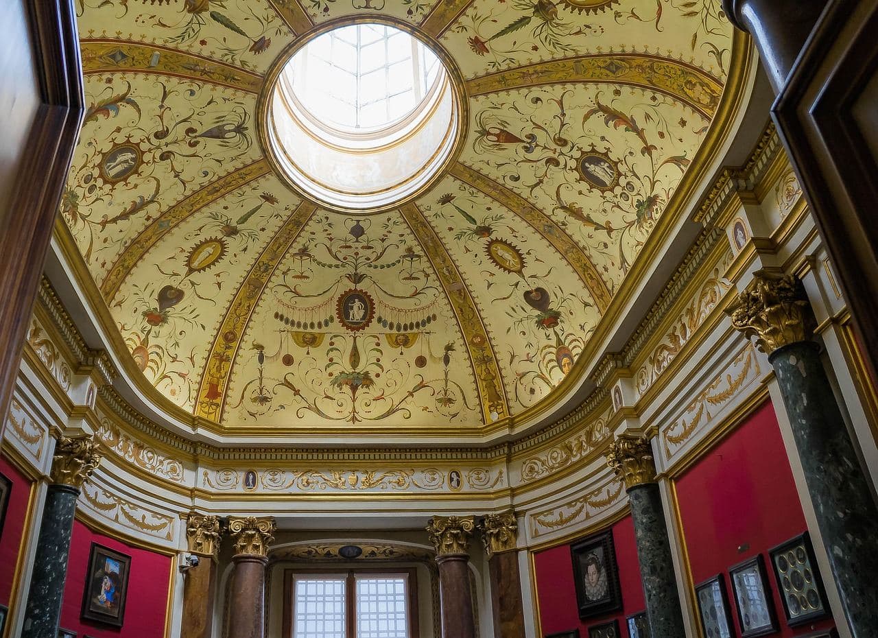Domed ceiling of the Tribuna room in the Uffizi Gallery